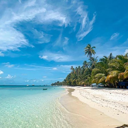 Infinite Lagoon Mandhoo Luaran gambar