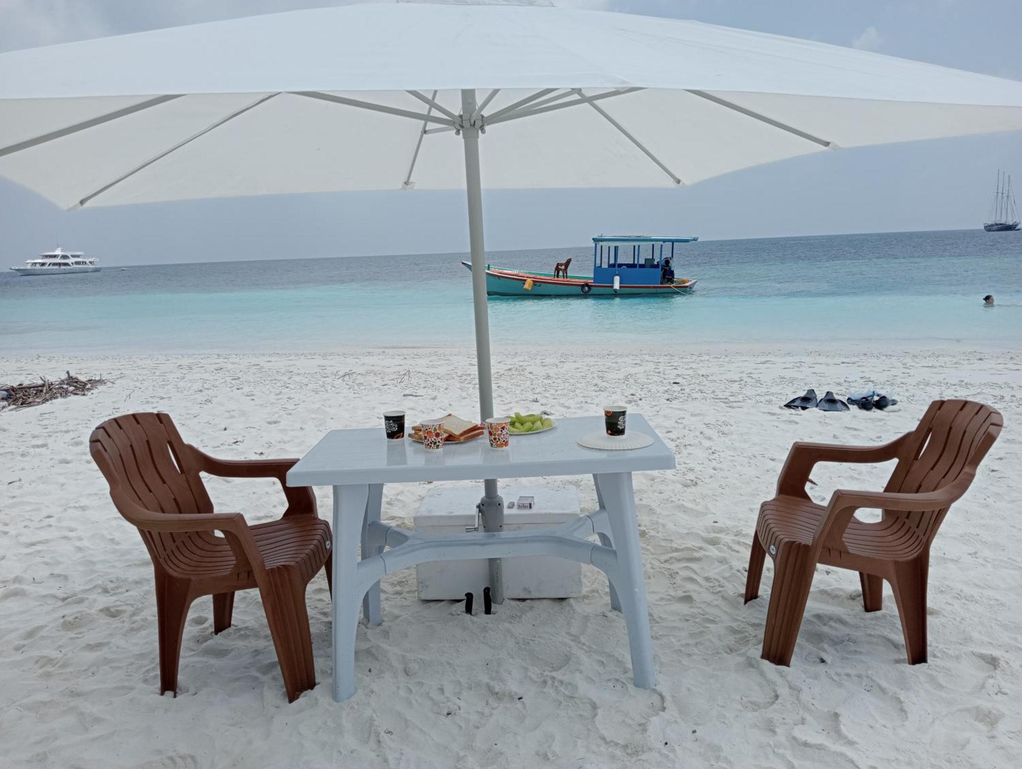 Infinite Lagoon Mandhoo Luaran gambar